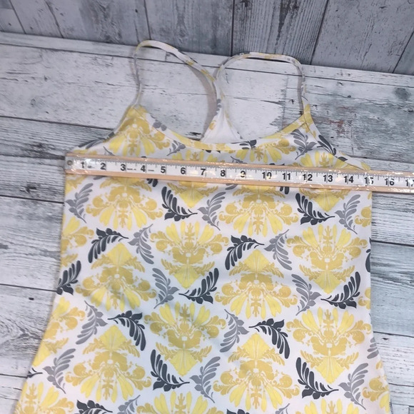 NordicTrack Yoga Racerback Tank Top Medium - Picture 6 of 7